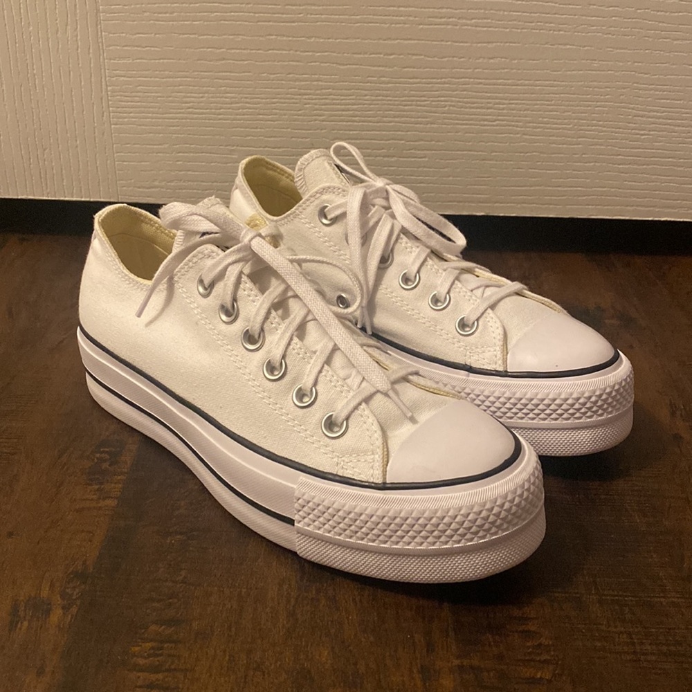 Converse Platform Sneaker